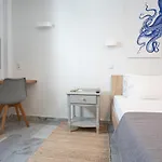 White W1 New In Apartamento Naousa