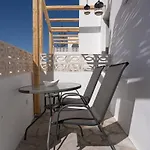 White W1 New In Naousa