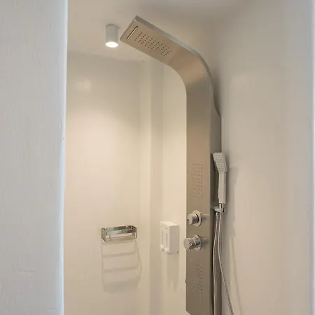 Appartamento White W1 New In *