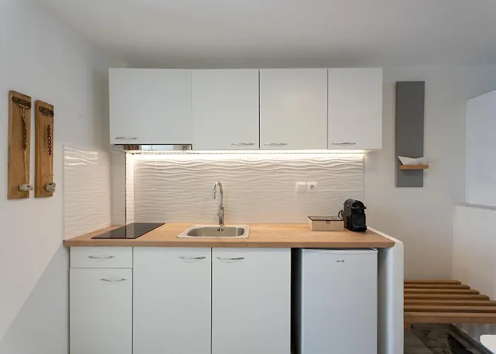 White W1 New In Apartamento