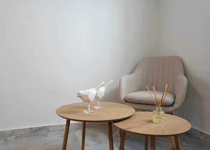 White W1 New In Naousa